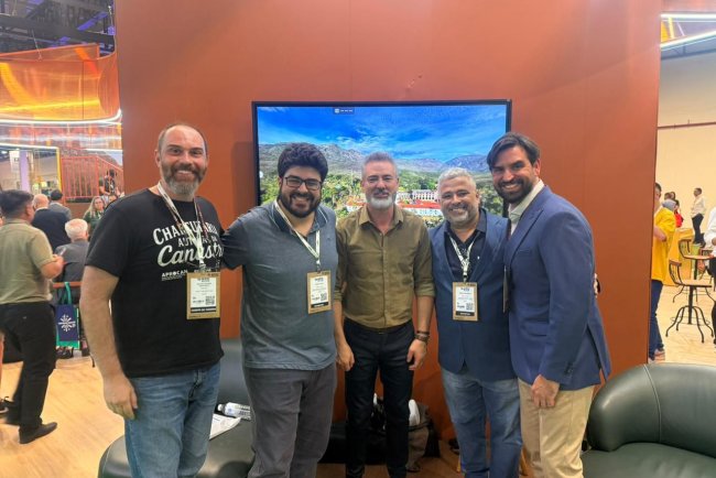 Diretor da ASCATUR participa de feira internacional de turismo e networking