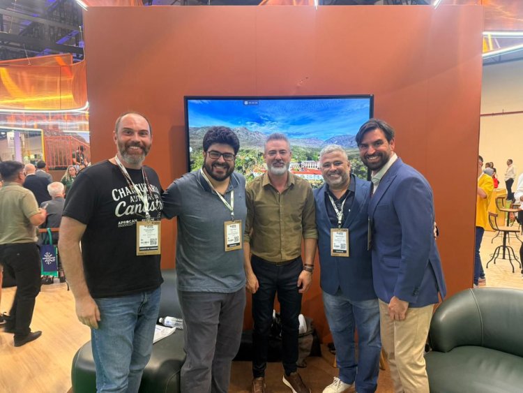 Diretor da ASCATUR participa de feira internacional de turismo e networking